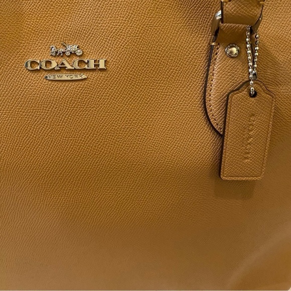 Coach Leather Tote Brand New/w Tags 15” Top Zipper Leather Bag in Latte Color - Picture 10 of 16